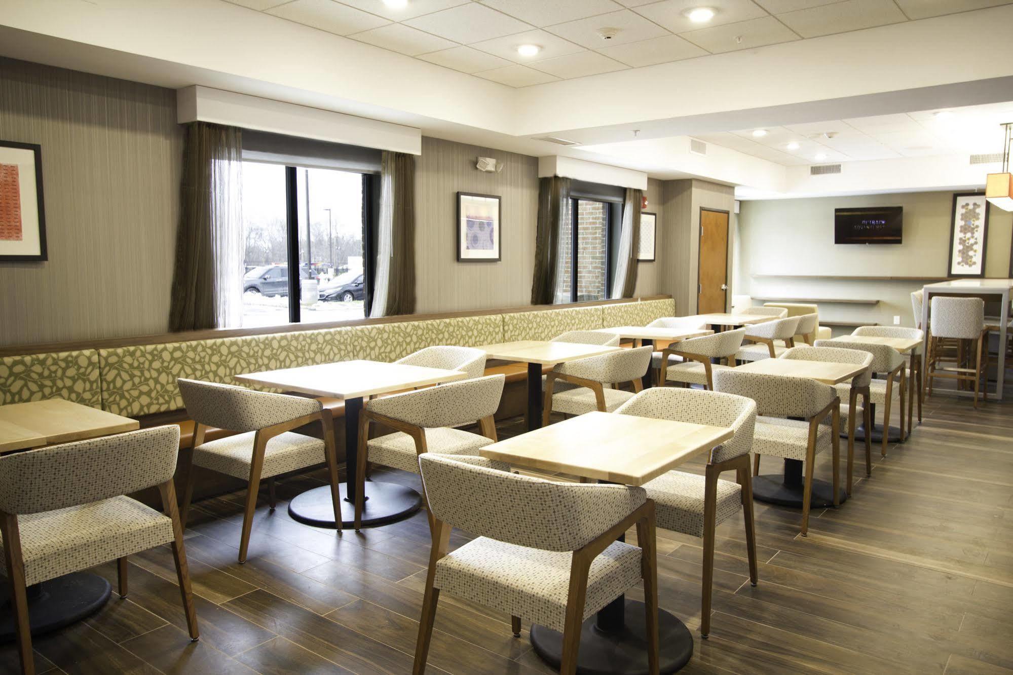 Express - Trenton South By Ihg 2*